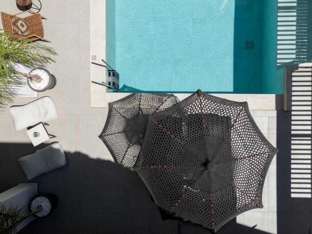 Ammos Suites — Swimming pool in Rethymnon