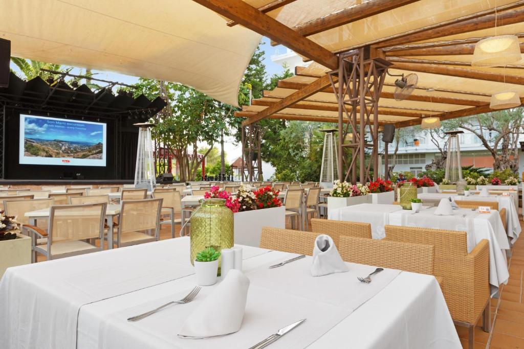 VIVA Sunrise — Restaurant & bars in Alcudia, Balearic Islands