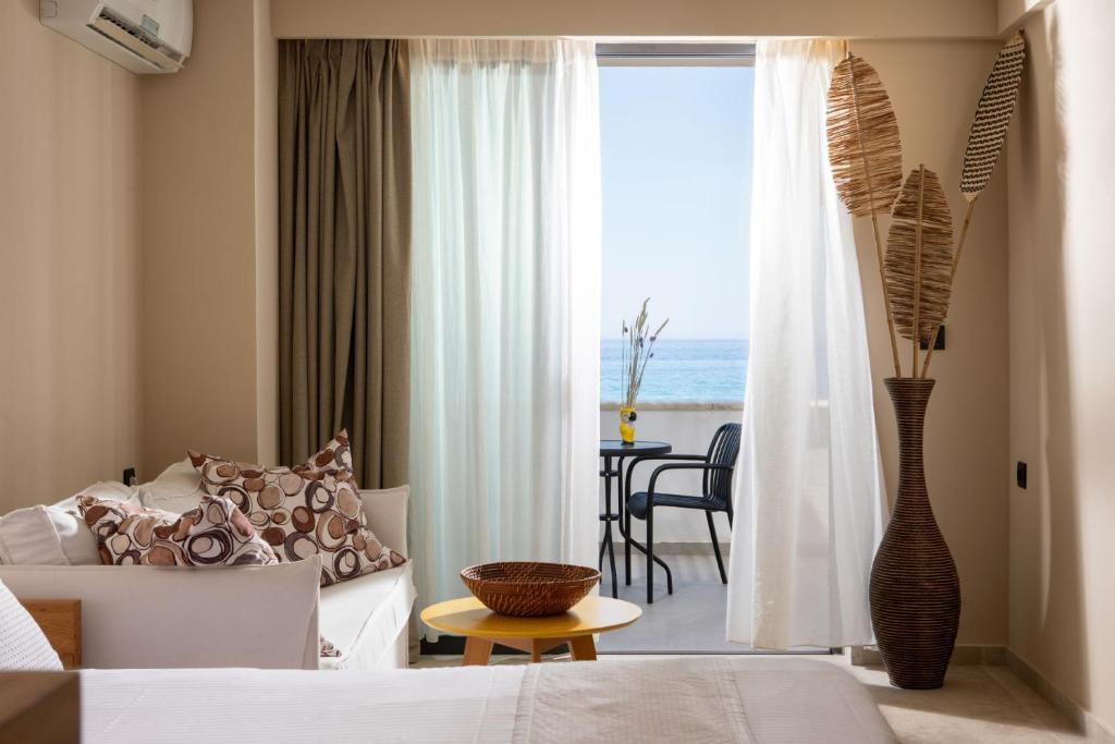 Ammos Suites — Hotel rooms in Rethymnon