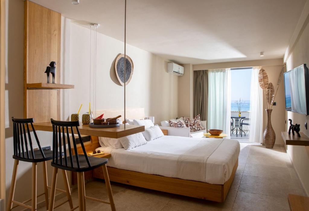 Ammos Suites — Hotel rooms in Rethymnon