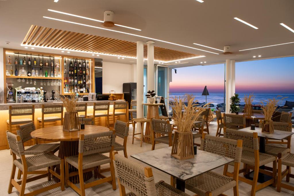 Ammos Suites — Restaurant & bars in Rethymnon