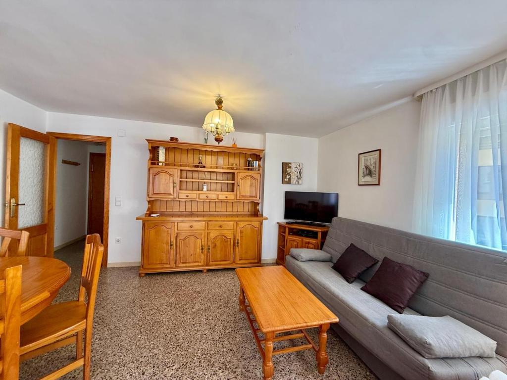 AT223 Bobyan - 5