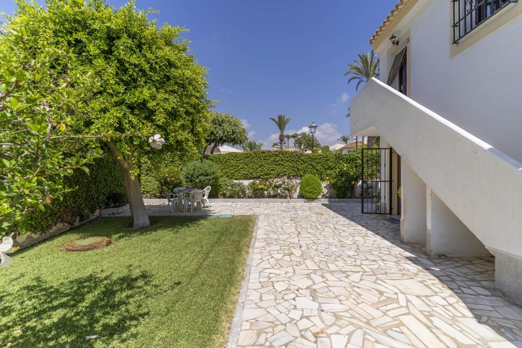 Vera Coast Fantástico Bajo con Jardin y Piscina - 5