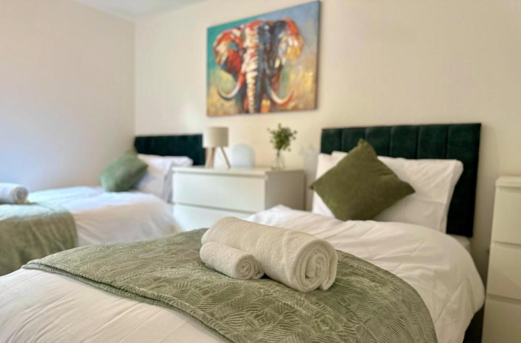 Stylish 4BR Home Close to A45 & NEC Venue, Coventry