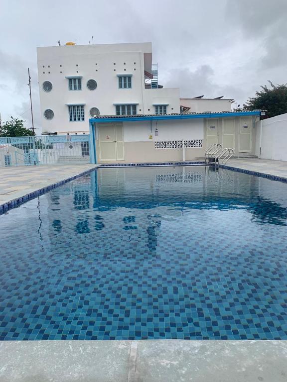 Solace by JNS Farms, Būdikote