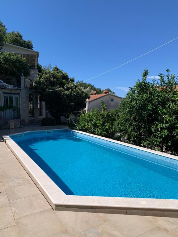 REZEVICI BOUTIQUE VILLA - 2