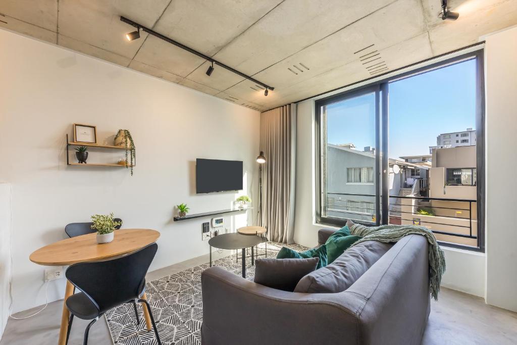 Four on 0 1D, Kapské Město