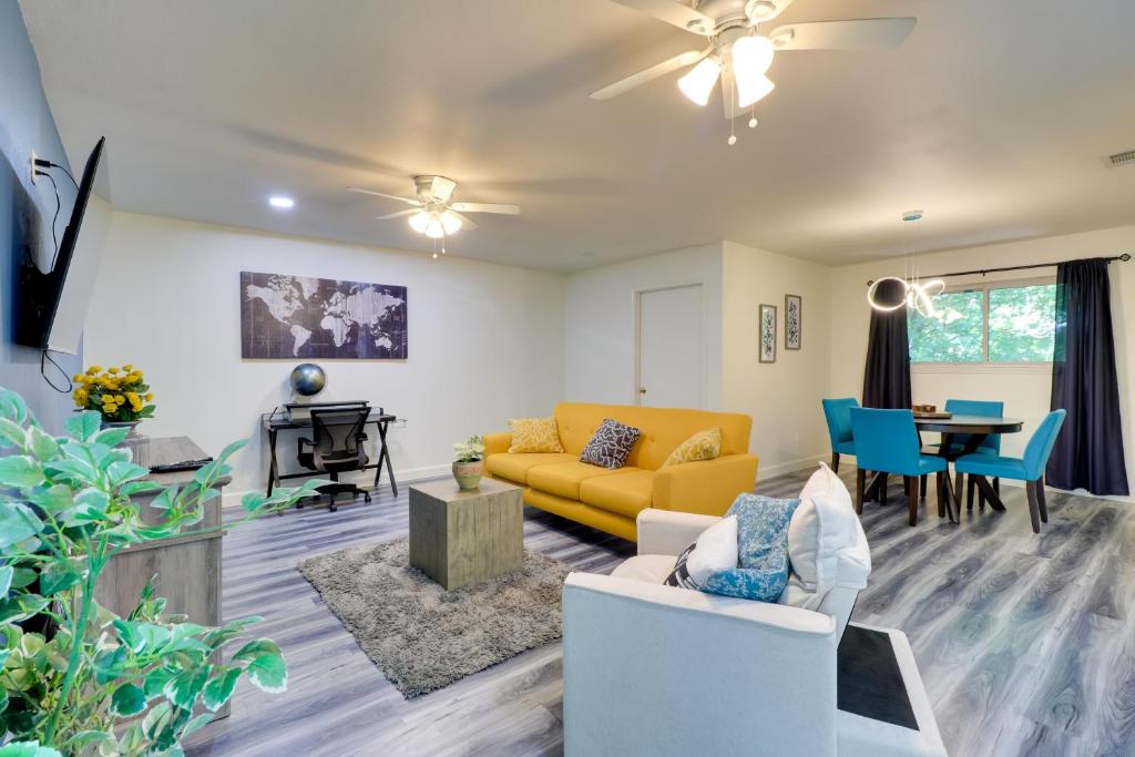 1 Mi to Dtwn and Fenced Yard Georgetown Getaway!, Georgetown