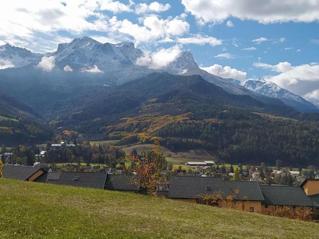 Studio cabine 26m² avec balcon sud-ouest à Barcelonnette - FR-1-804-45, Barcelonnette