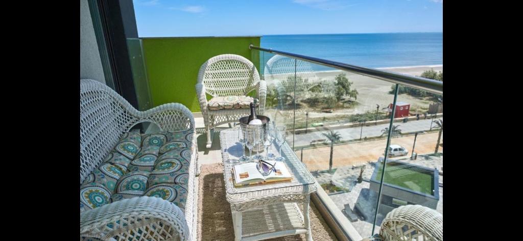 Panoramic SeaView Apartment Spa&Pool Resort - parking, Mamaia