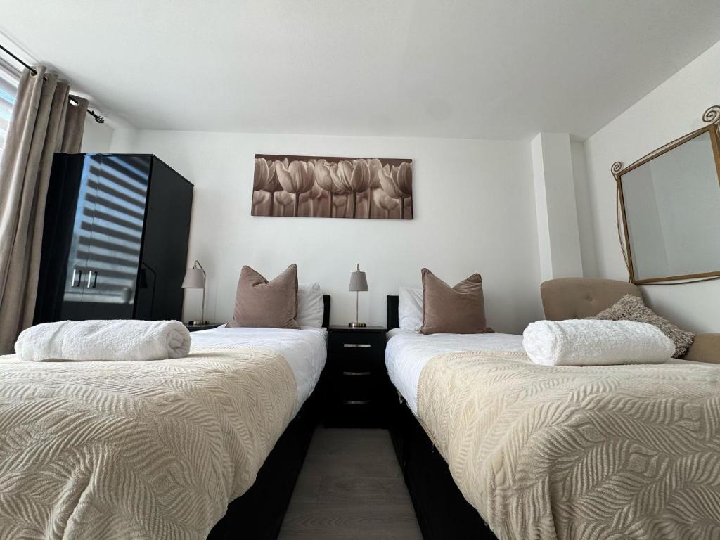 The 37 Suites, Ponders End