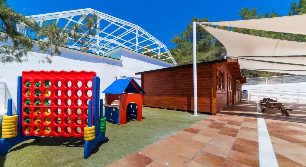 Globales Montemar — Attractions for children in Santa Eulalia, Balearic Islands