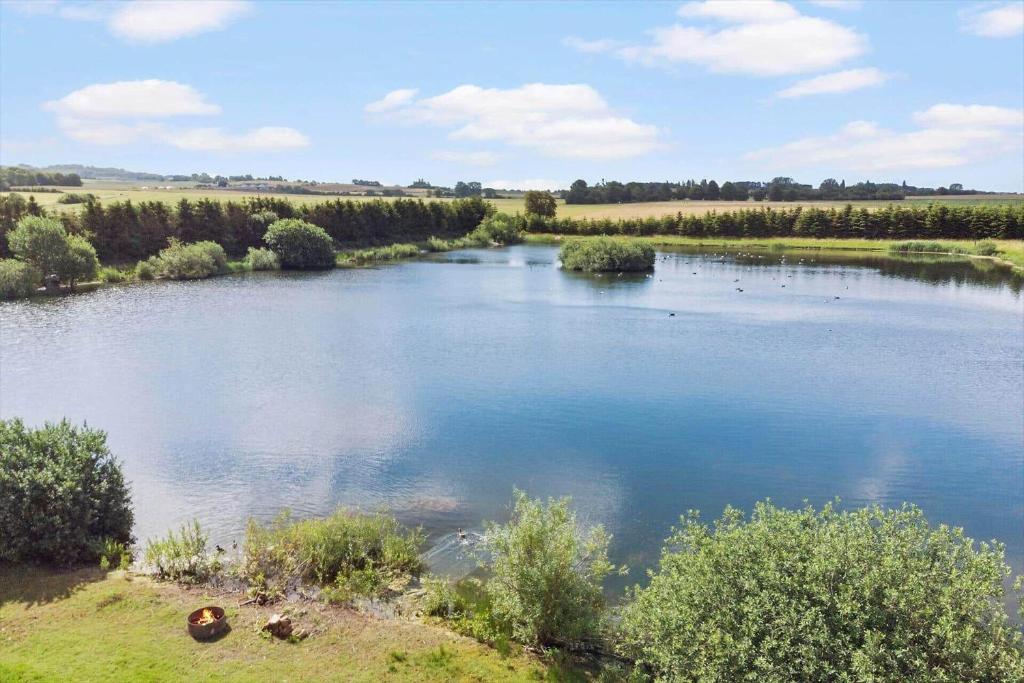 4035-Borre-Bogebjergvej-15, Borre