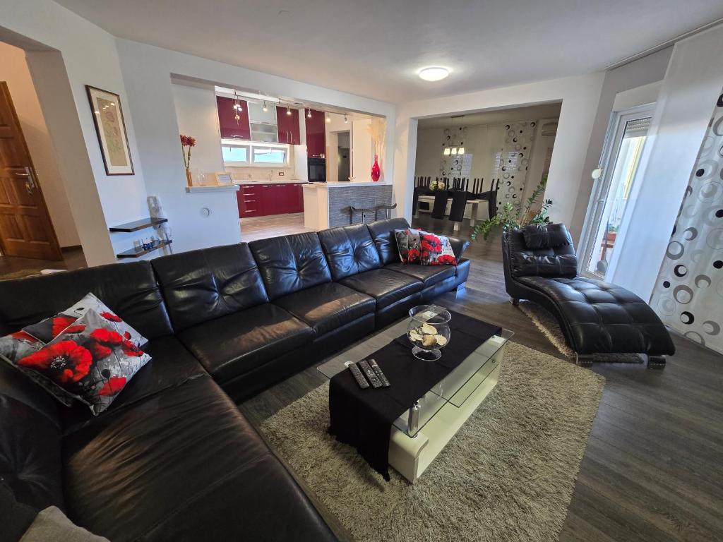 3 bedrooms Apartman DMT, Kaštela