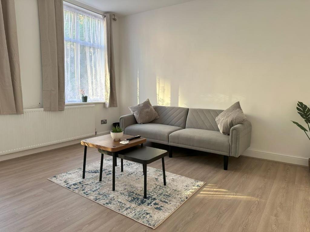 Stylish 1-bedroom apartment, Woolwich
