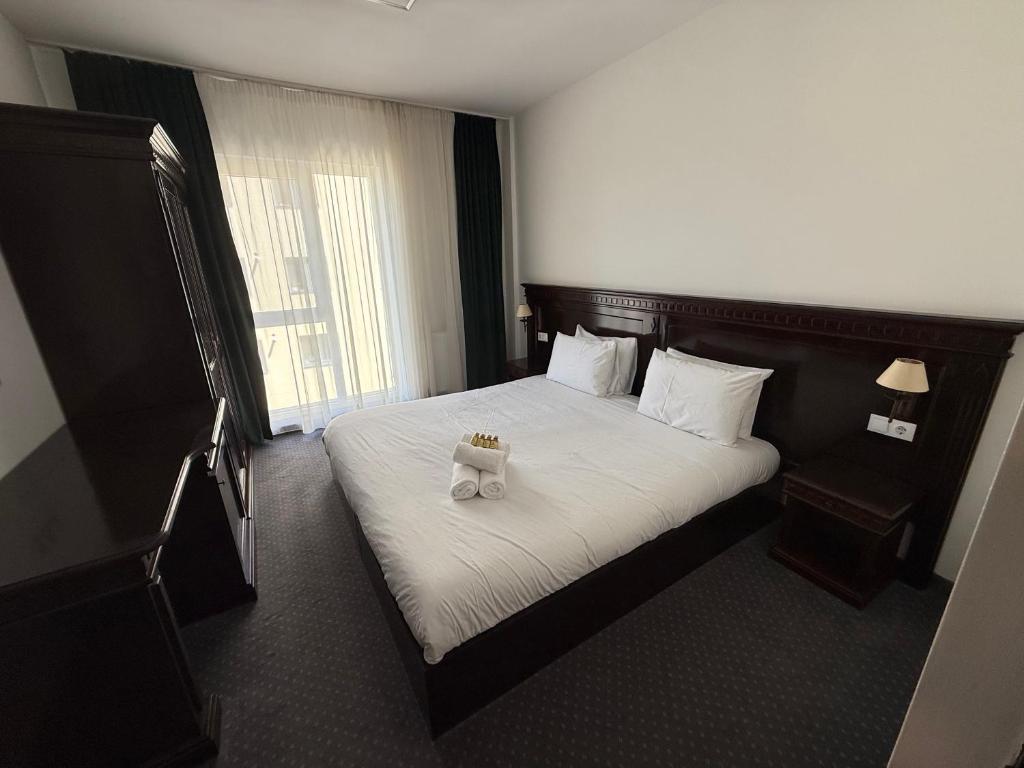 Vivo Suite, Floreşti