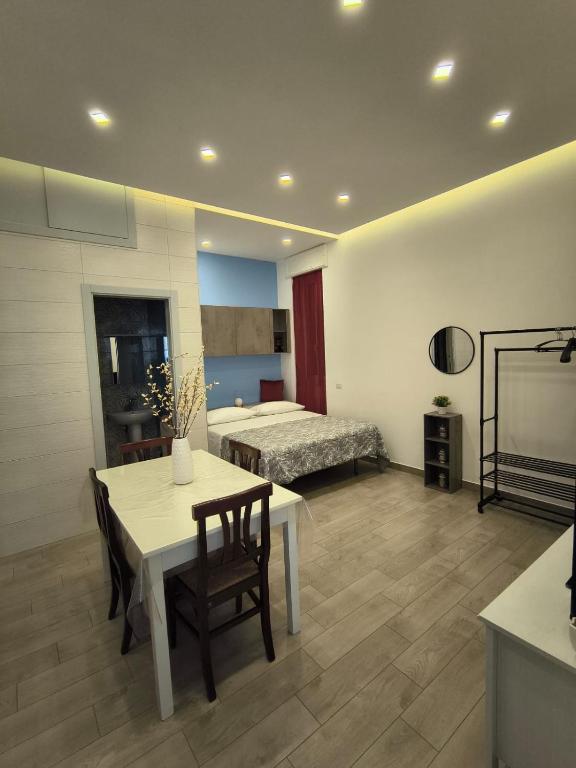 Al GeChiGiù, Bacoli