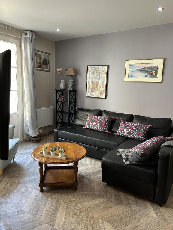 Rez de chaussée avec cour privée - 4