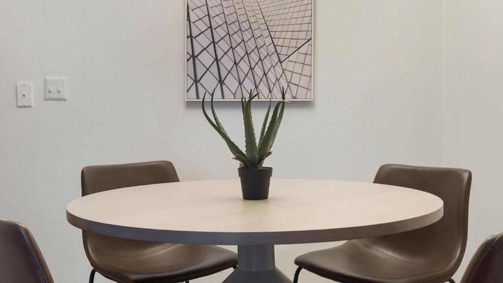 Landing at Echo Trail Apartments - Tulsa, Tulsa