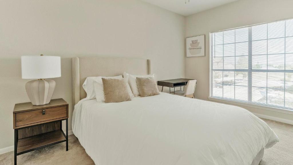 Landing at Settlers Ranch - Pasadena, Houston