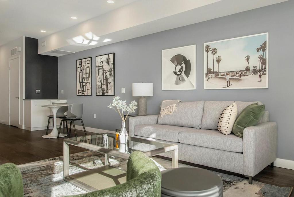 Landing at Seascape Pointe - Homestead, Homestead