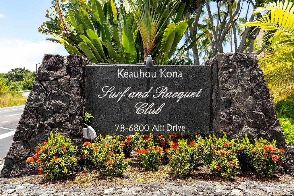Surf & Racquet Club #24 - New Beds New You, Kailua-Kona