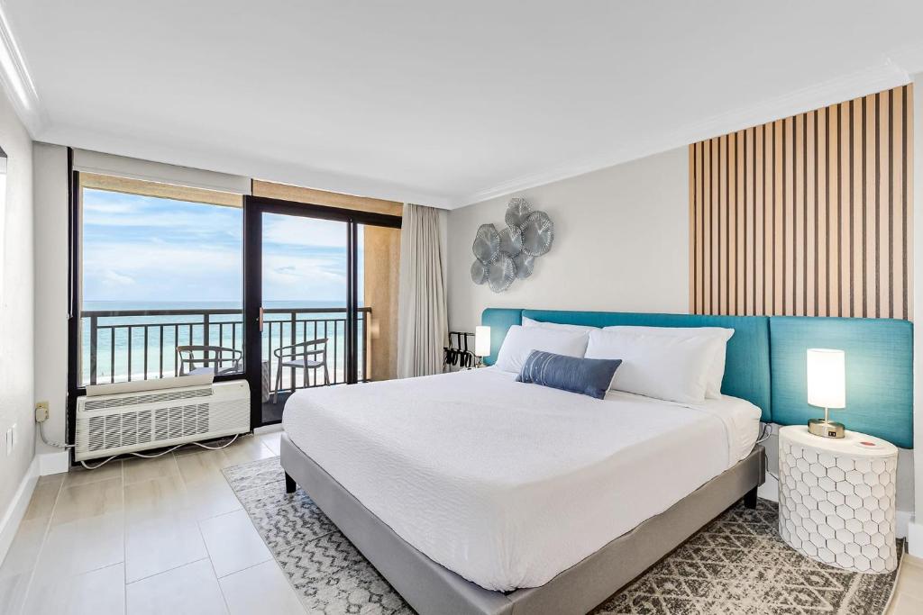 Paradis By Casanita - Oceanfront Lux Designer Suite, Myrtle Beach