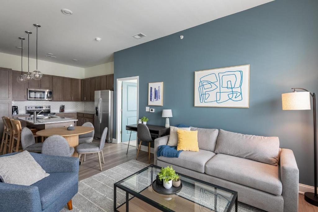 Landing at The Parker Leland - Downtown Leland, Leland