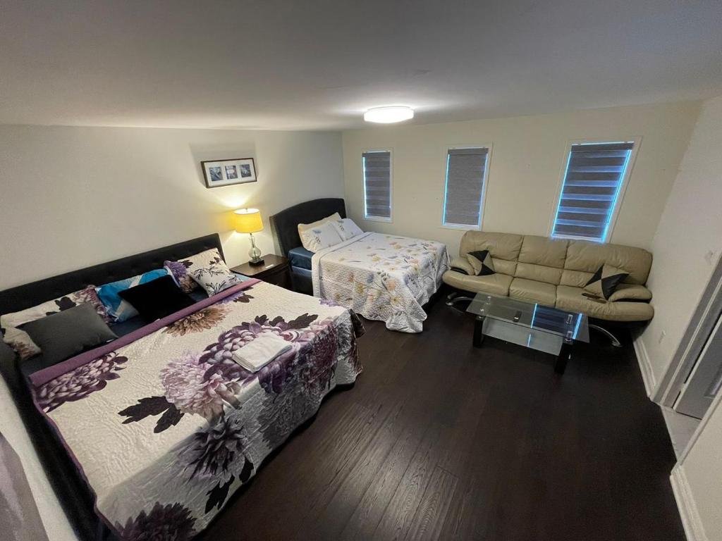 Largest ensuite bedroom in a guest house, Whitby