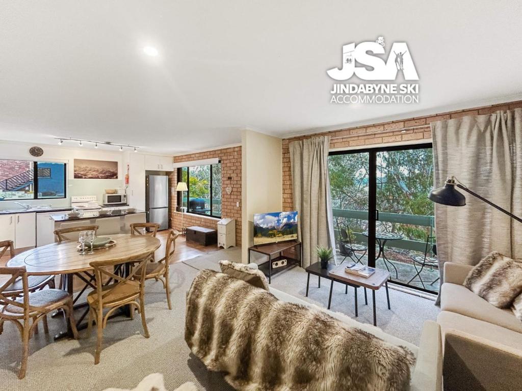 Silvers 3, Jindabyne