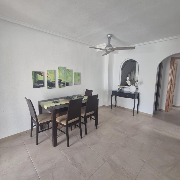 Orihuela - Sleeps 6 - Parking - Pool - PetFriendly - 2