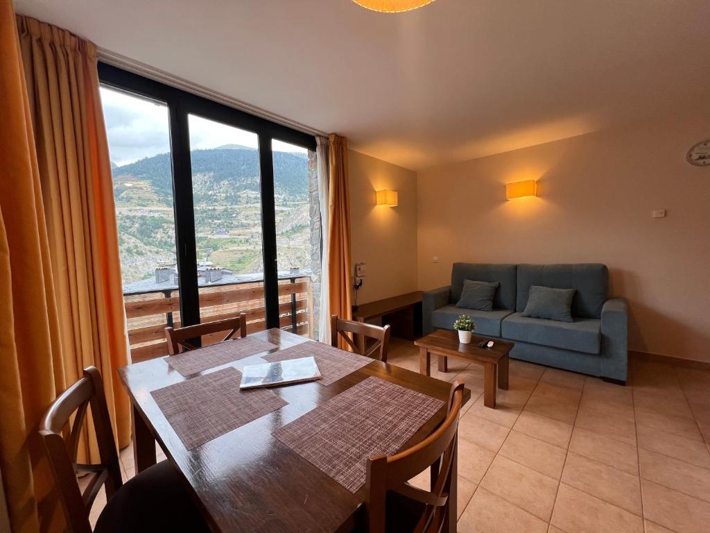 Apartamento con espectaculares vistas en Canillo HUT-8003 - 3