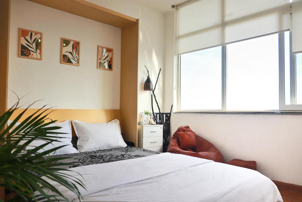 Panoramic City Views -15th Floor Studio Apartment, Zirakpur