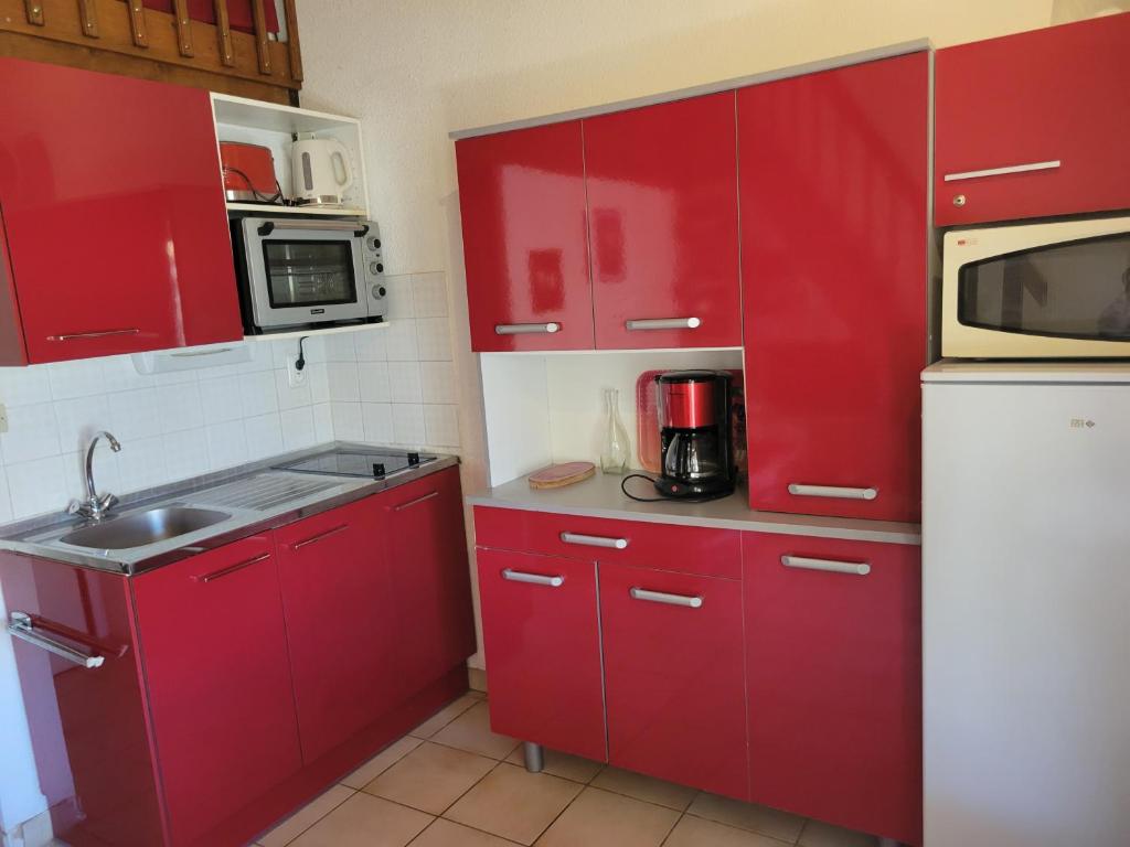 Jolie maison d'angle, pour 4 couchages, terrasse, résidence piscine commune à 400m plage de PORTIRAGNES PLAGE LRJP134 - 5