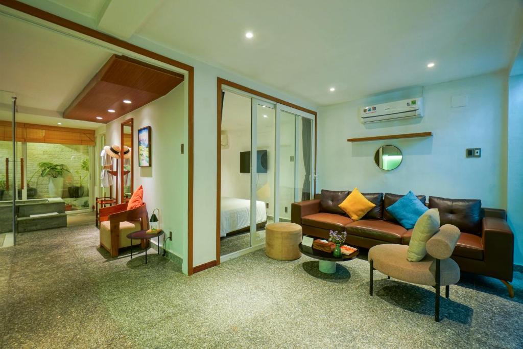 Nexus House Làng Báo Chí
