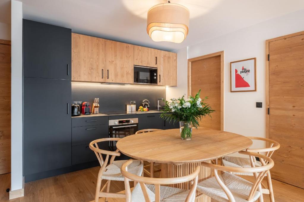 Apartment Erin Champagny-en-Vanoise - by EMERALD STAY - 2