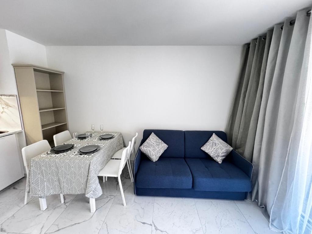 Luxueux appartement climatisé avec piscine & parking - 4