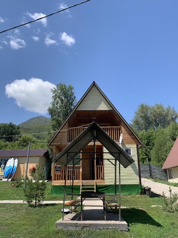 Terra Baza Hotel Altay, Pervorosiyskiy