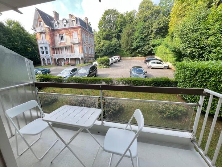 Anabel - résidence calme et protégée , appart avec balcon, proche du centre ville et de la plage - 4