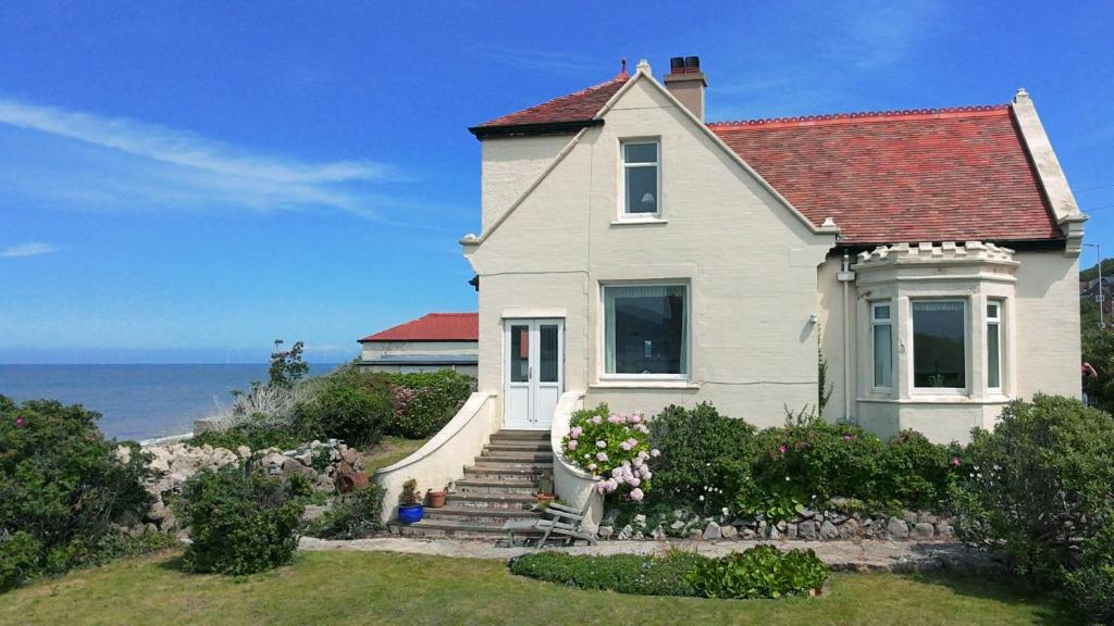 Gwynva Lodge, Penrhyn Bay