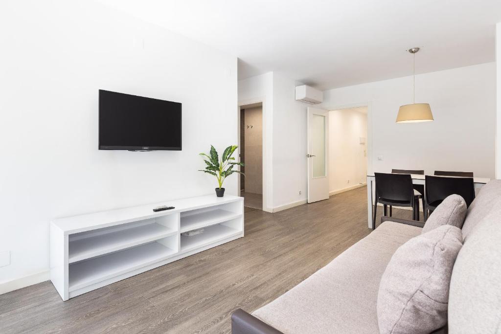 Rentalmar Zahara family suites - 2