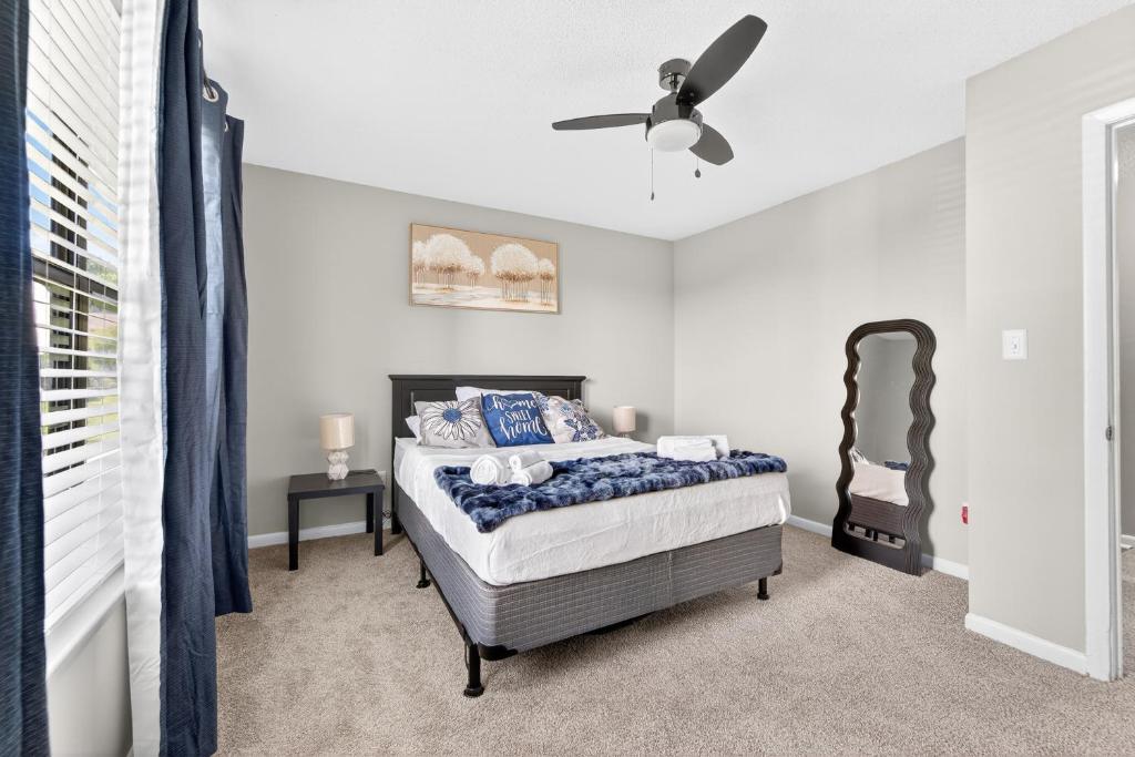 Styling Gem 5mins to Downtown pool-gym-parking, Durham
