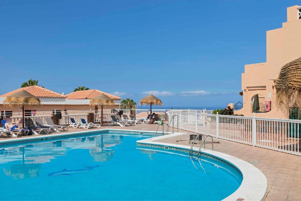 Paradise Court 1 BR Condo with Pool, Costa Adeje - 1