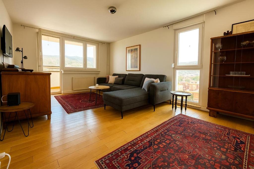 Skyline Apartment in Center - Sarajevo Best City View - 3