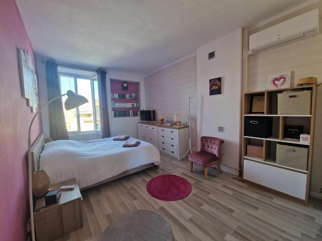 Chambre double l'escapade colorée, Rieux-Minervois