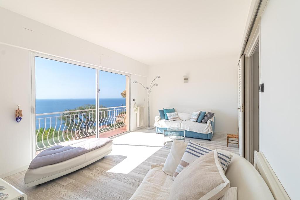 Family Villa-sea view, pool and garden near Monaco - 3