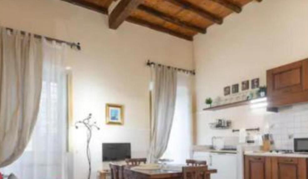 Piazza Navona Apartment - 3