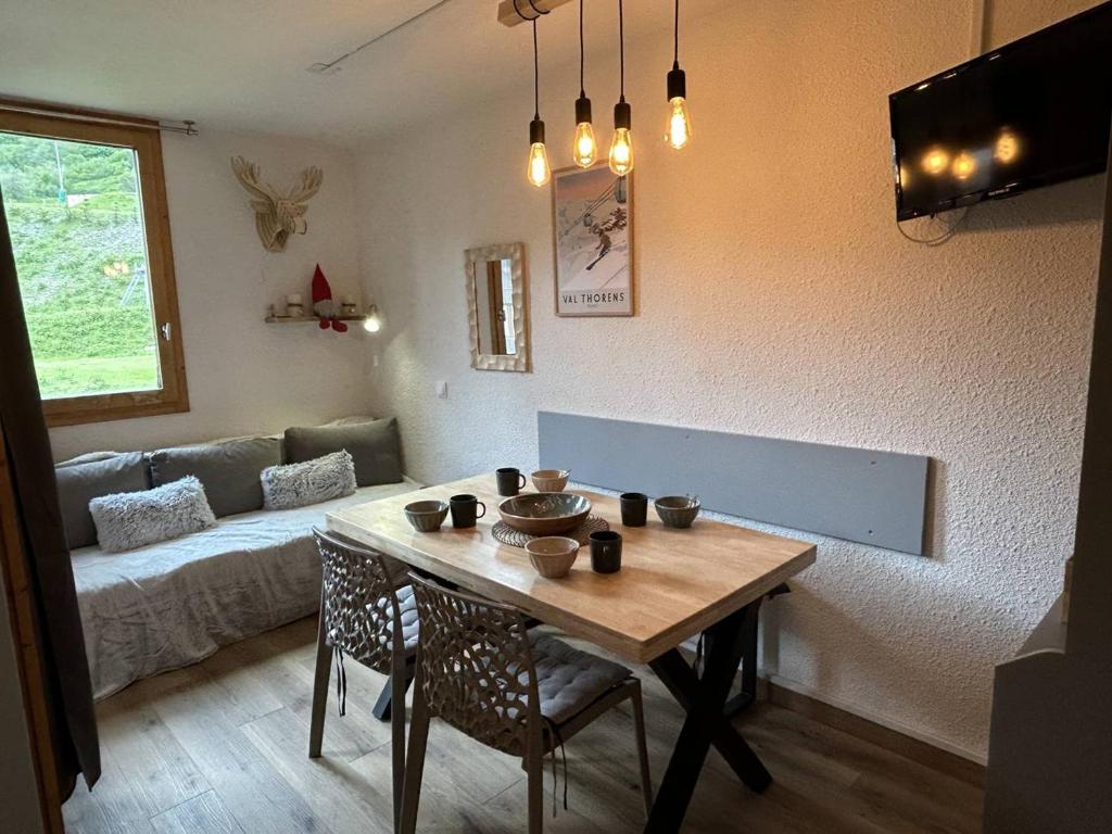Appartement skis aux pieds avec balcon à Méribel - FR-1-355-218 - 2