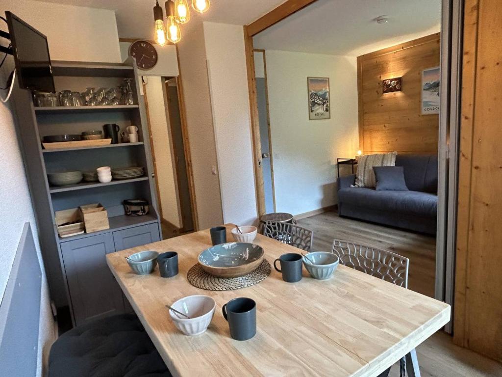 Appartement skis aux pieds avec balcon à Méribel - FR-1-355-218 - 1