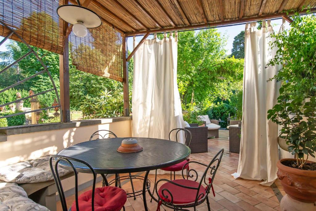 The Secret Garden House 4 Bedroom Home near Florence City Center - 1